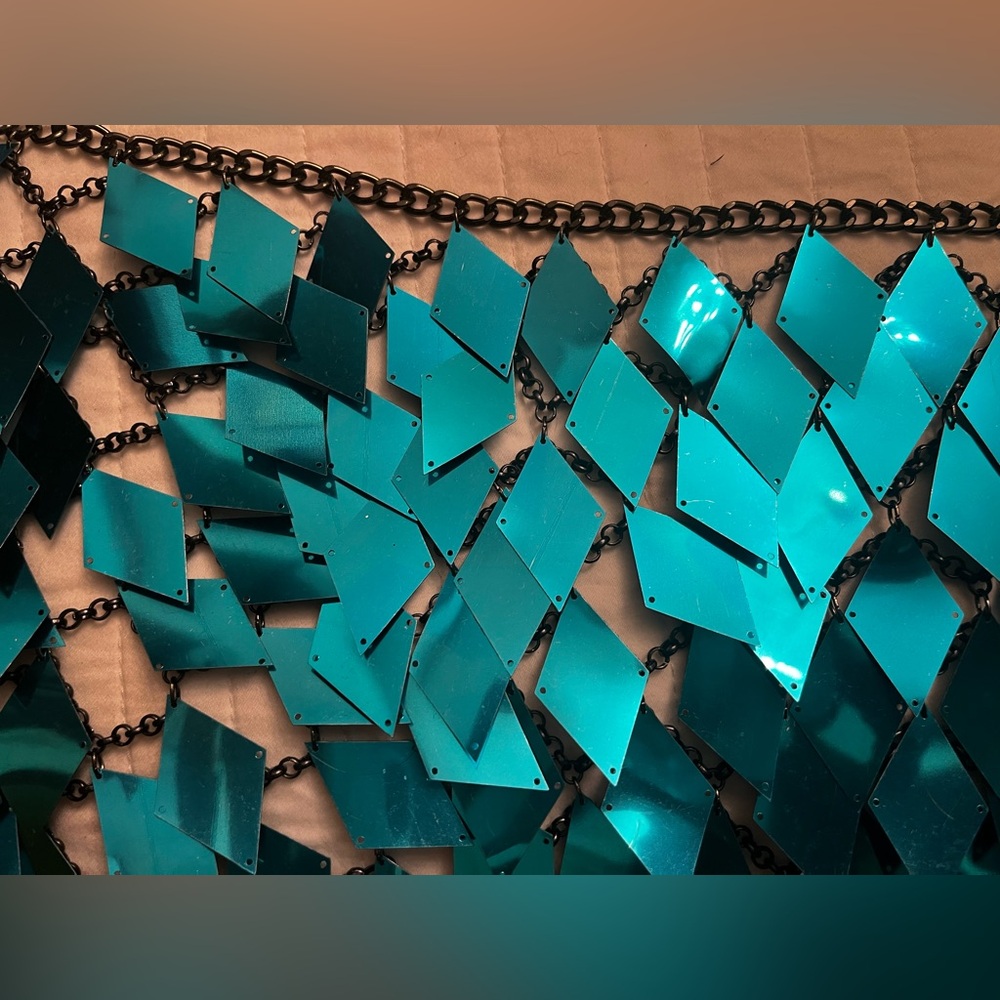 Selfie Leslie River Festival Shiny Sequins 2 Piece Set Blue NWOT - Picture 12 of 12